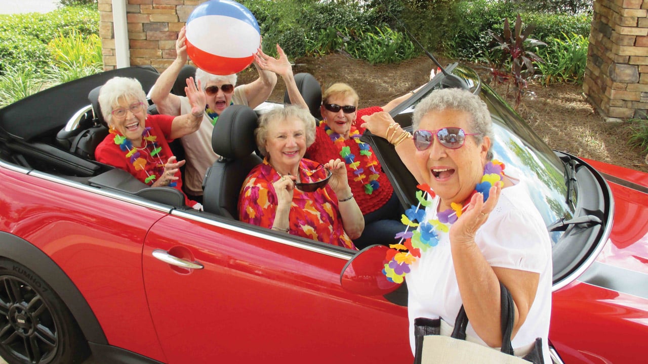 Residents enjoying time together at The Peaks at Santa Rita